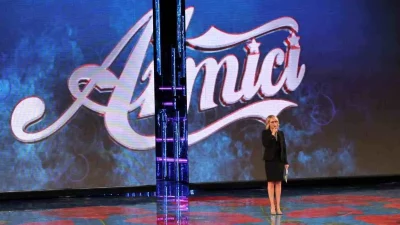 Serale di Amici - Canale 5 - Maria De Filippi